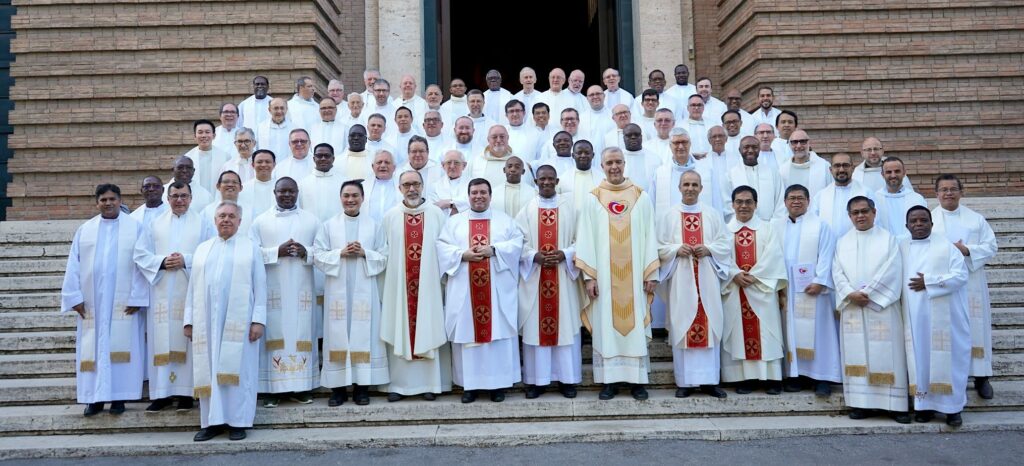 XXV General Chapter. Chapter delegates are pictured at the top of the page, with the newly elected administration in the front.