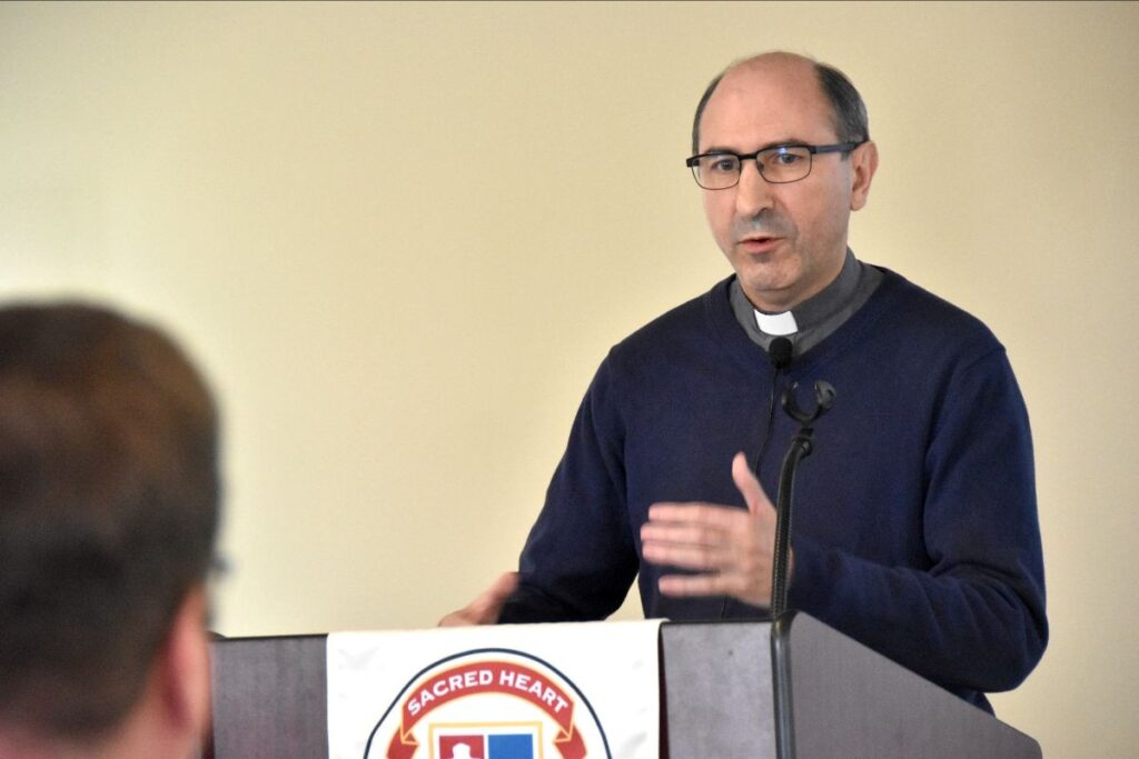 Fr. Artur Sanecki, SCJ, Shares Insights on the Biblical Canon During “Voices of Theology” Lecture at Sacred Heart Seminary