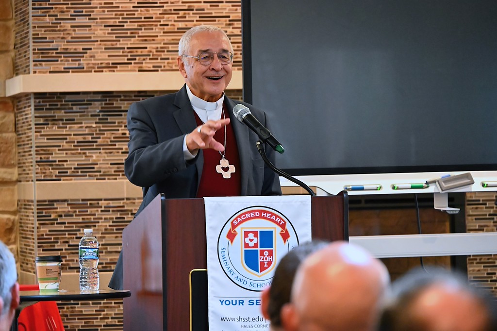 Bishop José Ornelas, SCJ, Presents Dehon Lecture on the Hearts of Jesus and Mary